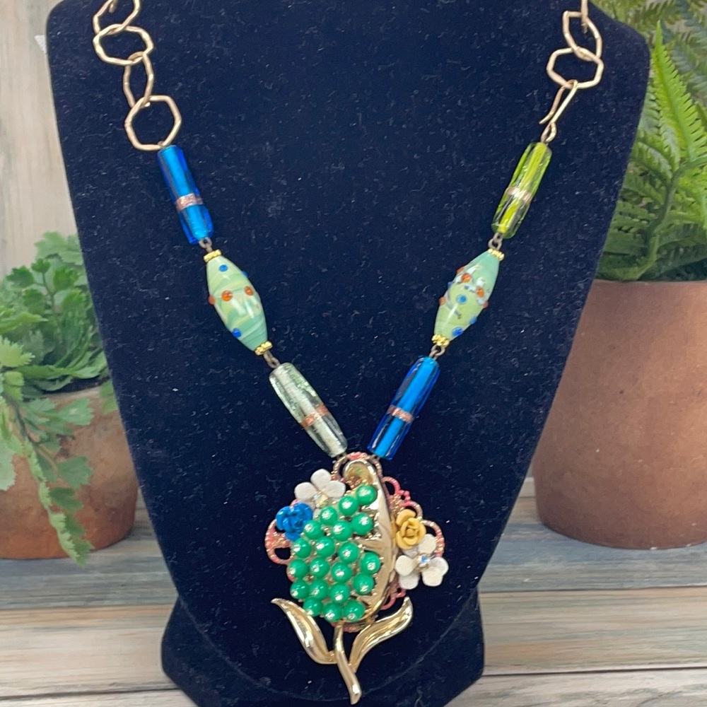 👑🌟Adorned Crown artisan assemblage cluster green and blue bead necklace